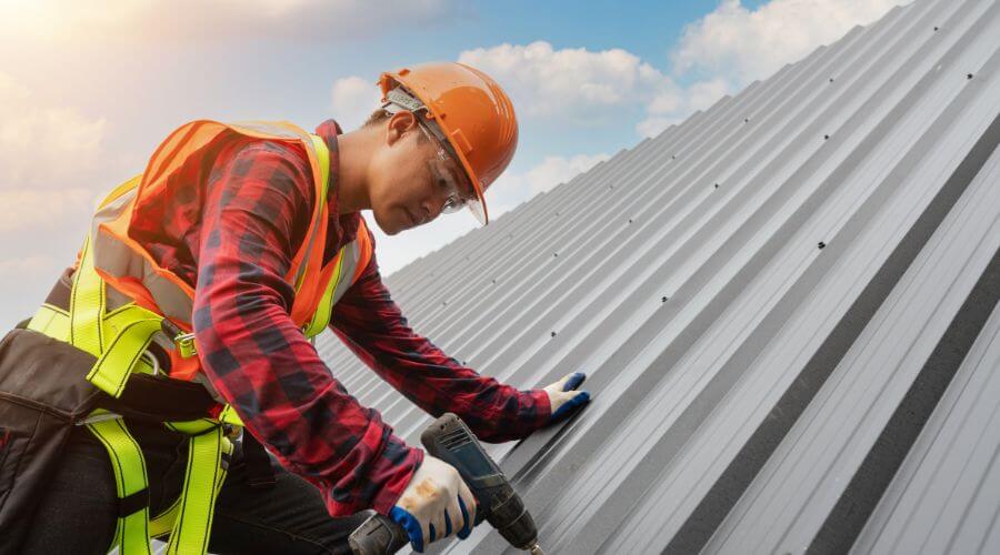 Professional Emergency Roof Repairs services in Meriden, IA